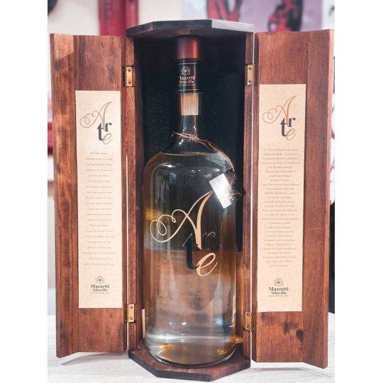 Mazzetti d'Altavilla - Grappa di Barbera Arte 5 lt. BIG MAGNUM + Box Legno