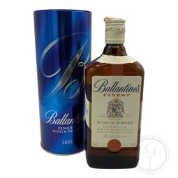 Ballantine's - Finest Scotch Whisky 2002 0,70 lt. + Box