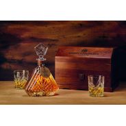 Mazzetti d'Altavilla - Grappa di Cortese Riserva 5 anni Confezione Cristallo Monferrato 0,70 lt. + Box Legno