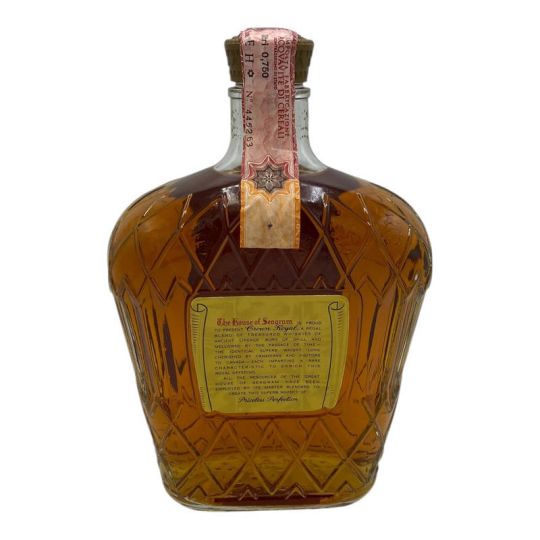 Joseph E. Seagram & Sons - Blended Canadian Whisky Crown Royal 1972 0,75 lt. - COD. 6352