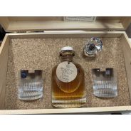 Mazzetti d'Altavilla - Riserve di Famiglia Da Vinci Prestige Grappa Riserva di Barbera 2011 con due Calici 0,70 lt. + Box Legno