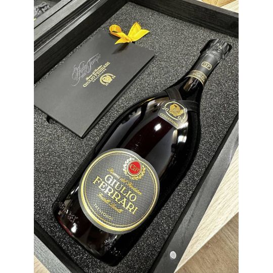 Ferrari - Trento DOC Giulio Ferrari Riserva del Fondatore Collezione 2004 0,75 lt. + Box