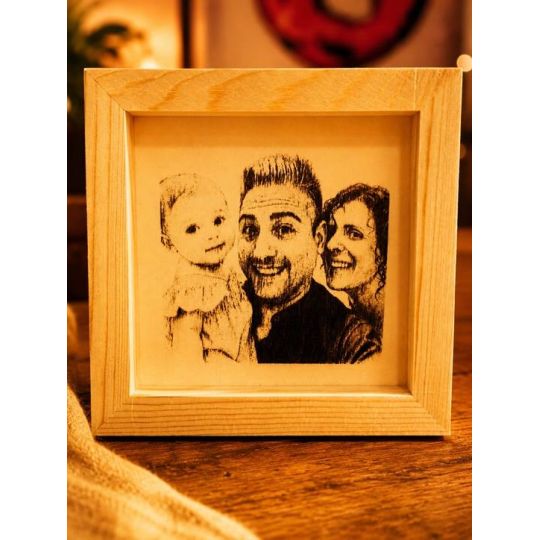 Quadretto Personalizzato in Legno 15x15 cm con Incisione Laser da Foto