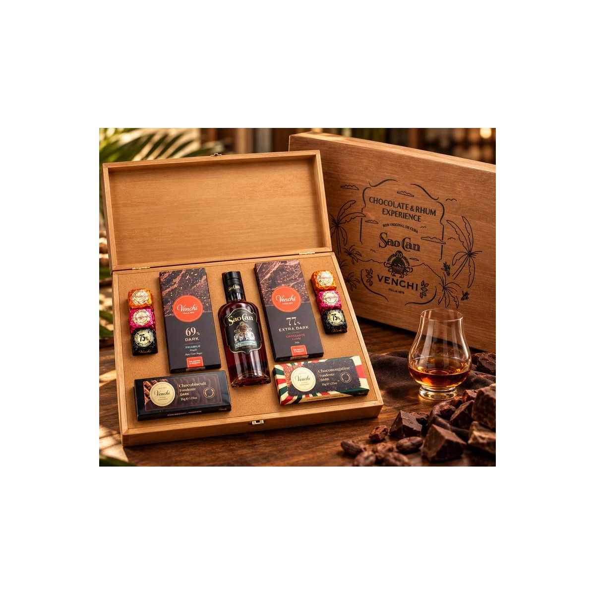 Venchi - Confezione Chocolate e Rhum Experience con Rhum Sao Can Riserva 20 y + Cioccolati Vari + Box Legno