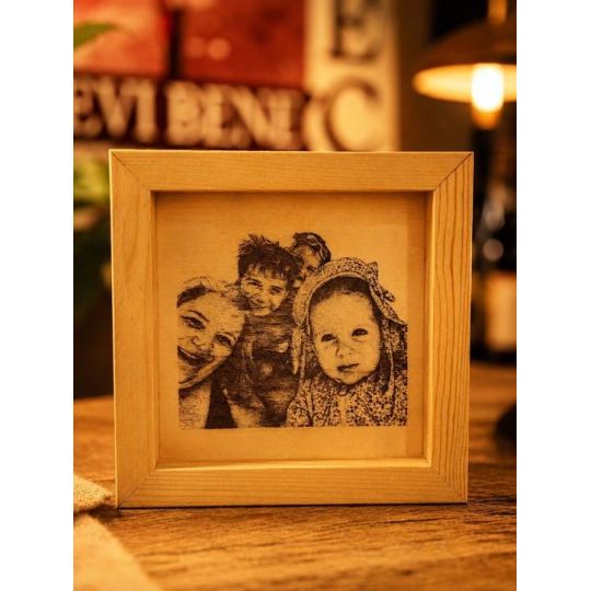 Quadretto Personalizzato in Legno 15x15 cm con Incisione Laser da Foto - Enoteca Bevi Bene
