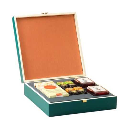 Venchi - Confezione Chocolate e Rhum "I Barricati" con Carribe Ron  + 2 Tavolette Cioccolato + Box Legno - Enoteca Bevi Bene